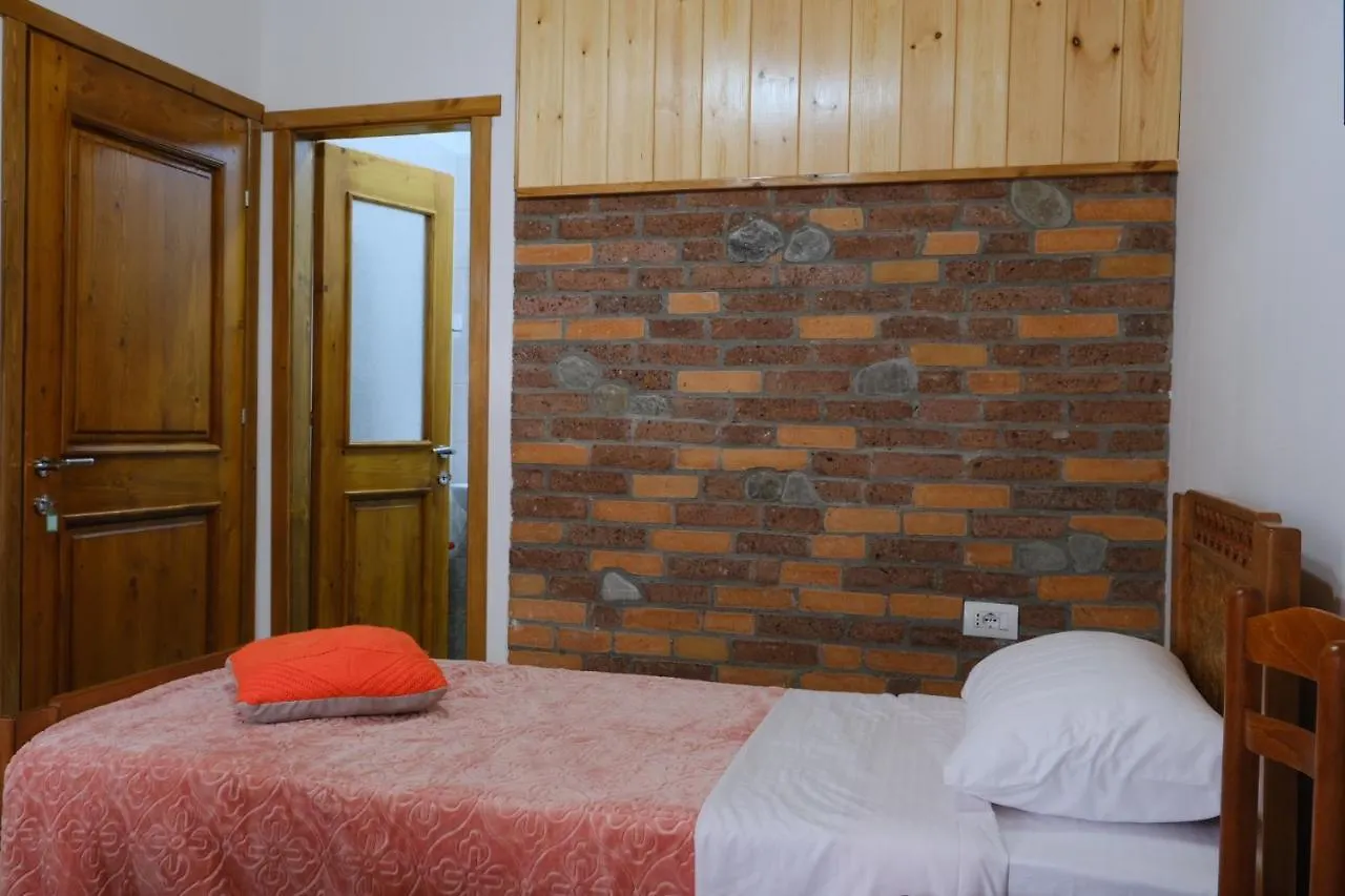 As E Vogel, As E Madhe Hotel Erseke Albania